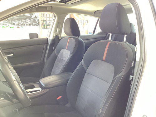 Nissan Sentra 2.0 SR Bi-Tono At
