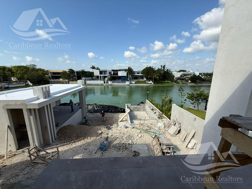 Casa En Venta En Lagos Del Sol Cancun