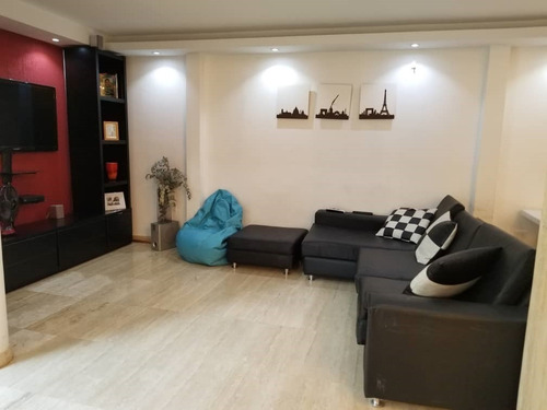 Imagen 7 de 17 de Se Vende Excelente Villa Totalmente Remodelada Tapas 04243564365