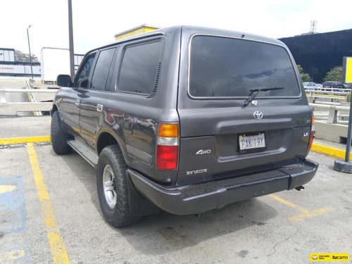 Toyota Autana Land Cruiser