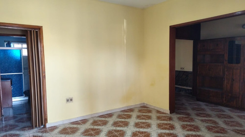 Rias Altas, Muy Buena Ubicación, Próximo A Avenida Garzón, Ideal Inversor!!