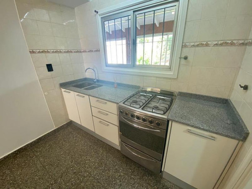 Imagen 14 de 26 de Chalet 3 Amb Con Dependencia. Parque Luro