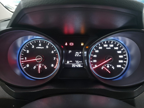 Imagem 11 de 15 de Hyundai Hb20s 2019 1.6 Style Flex Aut. 4p