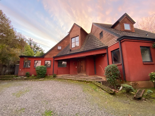 Espectacular Y Acogedora Casa En Arriendo