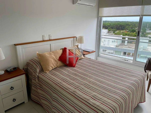 Imagen 4 de 10 de Apartamento En Venta Punta Del Este 1 Dorm #1817