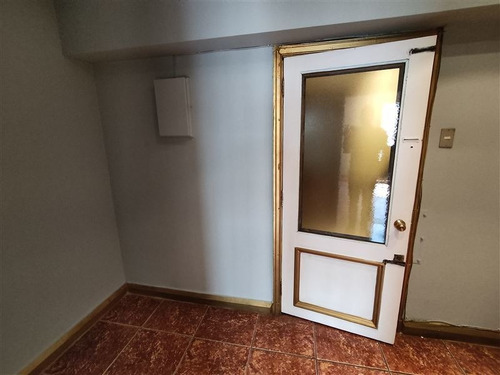 Imagen 11 de 16 de Oficina En Venta De 1 Privado Y 1 Baño En Santiago
