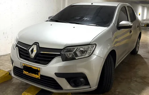 Renault Logan 1.6 Authentique / Life
