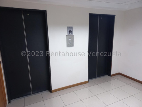 Edificio Comercial En Venta Las Mercedes
