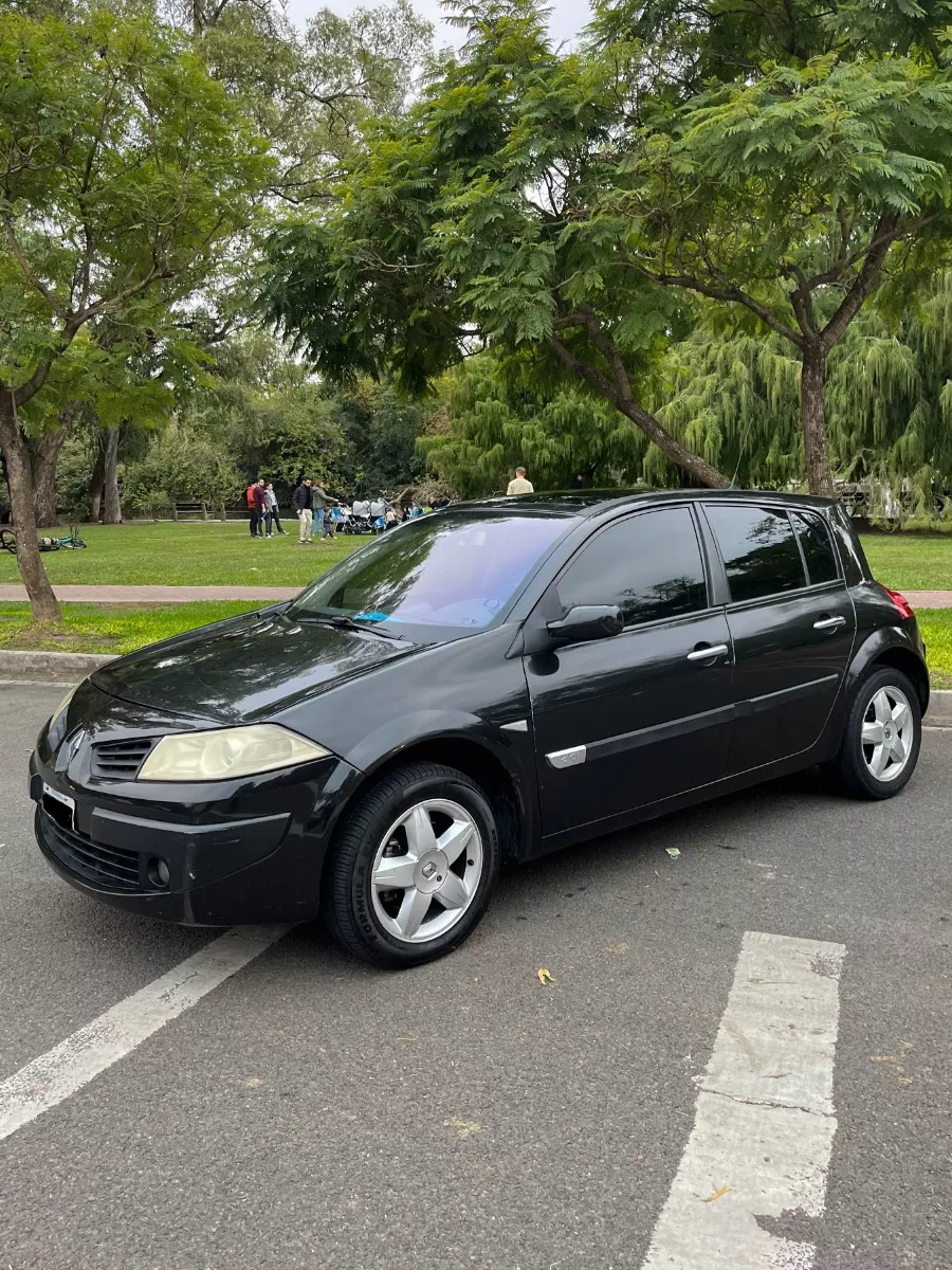 Renault Mégane II 1.9 Bicuerpo Dci