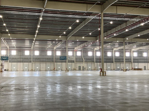 Imagen 1 de 12 de Nave 8.000m2 - Esteban Echeverria