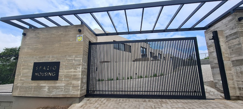 Duplex De Categoria Villa Allende - 3 Domritorios 3 Baños - Spazio Housing