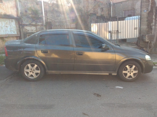 Chevrolet Gm/astra Gl 1.8 4p Sedan