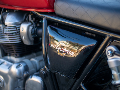 Imagen 10 de 25 de Royal Enfield Interceptor 650 Roja Unidades Disponibles