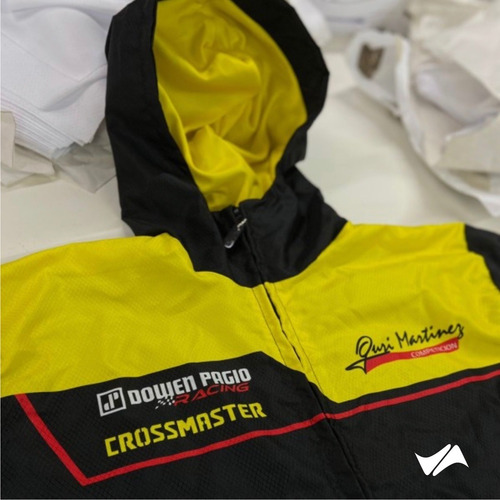 Imagen 2 de 3 de Campera Oficial Guri Martinez Tc 2022 - Hombre