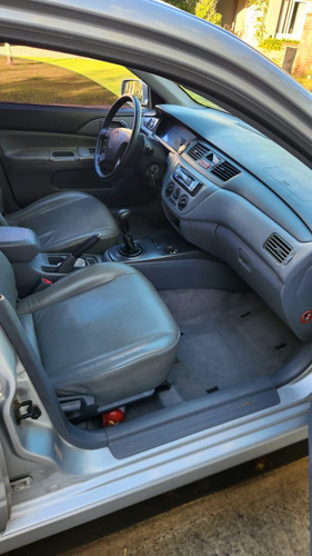 Mitsubishi Lancer 1.6 Glxi