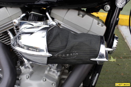 Imagen 20 de 24 de Harley Davidson Softail Rocker