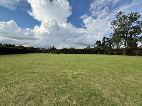Lote En Venta En Parcelacion En Llanogrande A 5 Minutos De Jardines Y Carulla, Completamente Plano