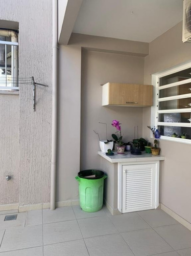 Imagem 18 de 24 de Casa No América Com 4 Quartos Para Venda, 200 M² - Kr745