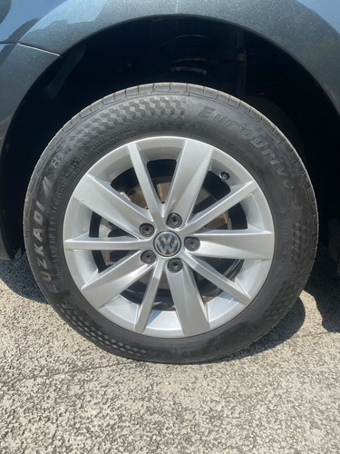 Volkswagen Vento 1.6 Confortline At