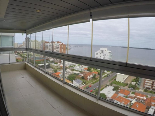 Departamento - Playa Mansa