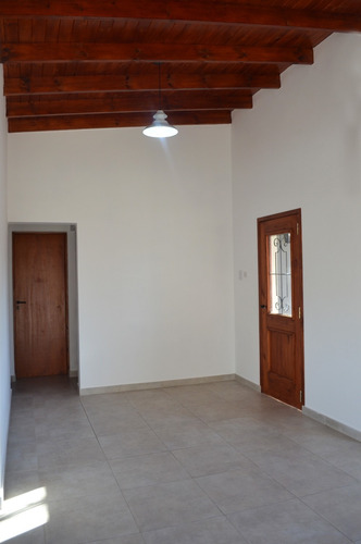 Imagen 8 de 14 de Casa En Villa Del Dique Calamuchita