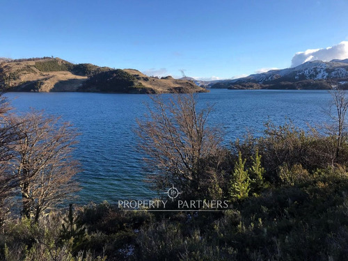 Patagonia, 2ha Orilla Lago Castor