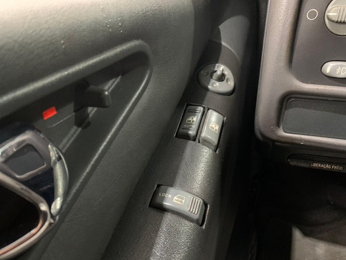 Chevrolet S10 2.4 Advantage Cab. Simples 4x2 Flexpower 2p