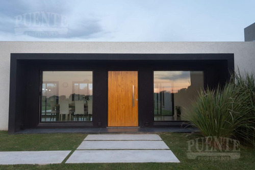 Imagen 24 de 24 de Casa - Estancia Villa Maria - Venta Con Renta