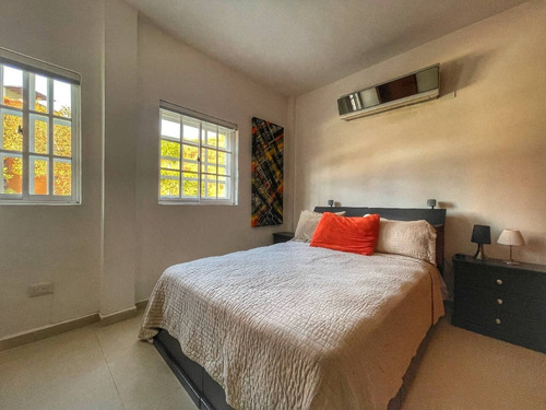 Imagen 14 de 20 de Re/max. Iris Hernandez . Townhouse (250m2). Piedras Pintadas. Valencia. Codigo 136400