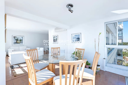 Apartamento En Venta En Playa Mansa De 3 Dormitorios + Dependencia - Torre Jefferson - Complejo Lincoln Center
