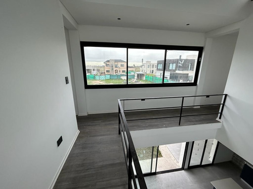 Casa Venta 5 Ambientes A Estrenar Principado Canning