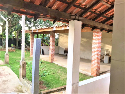 Linda Chácara.