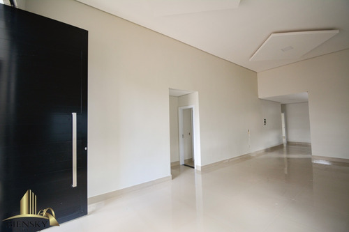 Imagem 2 de 21 de Casa À Venda Na Arniqueira, Condomínio Novo Estilo Americano, Piscina Aquecida - Cs00109 - 70497076