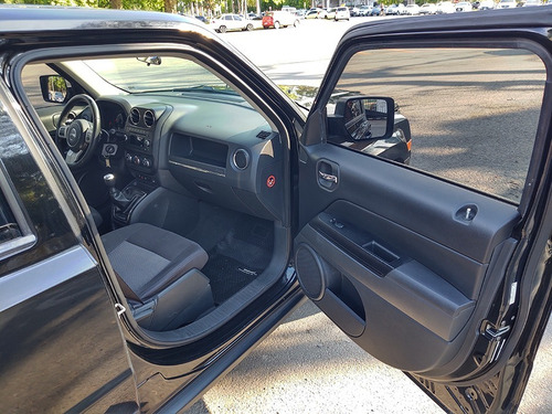 Imagen 20 de 25 de Jeep Patriot 2012 Sport 4x2 Abasto Motors