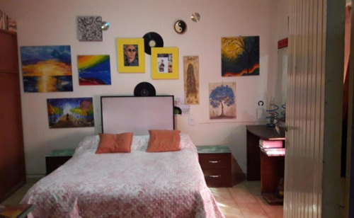 Casa En Venta - 3 Dormitorios 2 Baños - Bahía Blanca