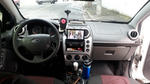 Ford Fiesta Sedan 1.6 Rocam Se Plus Flex 4p 2014