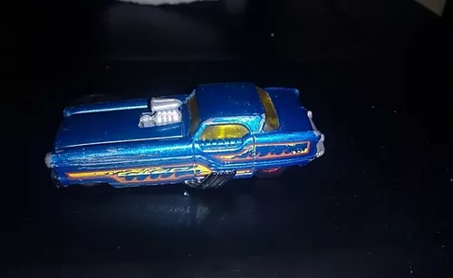 Hot Wheels Happy Easter Metrorail Nash Metropolitan White Toy Car 5/8 