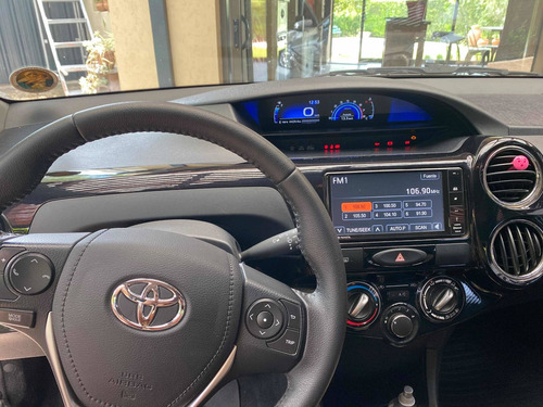 Toyota Etios 1.5 Xls 2017
