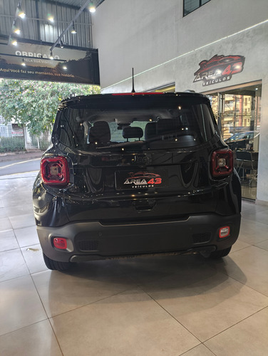 Jeep Renegade 1.8 Longitude Flex Aut. 5p