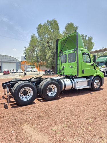 Torton Freightliner Cascadia Tractocamion 2019 Rabon