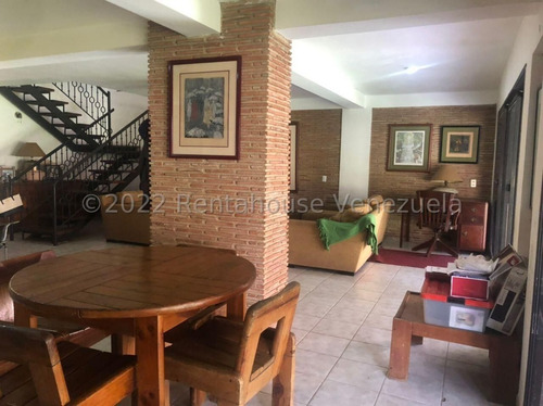 Imagen 11 de 16 de Leida Falcon Rentahouse Vende Townhouse En Parque Mirador Valencia 22-22983 Lf