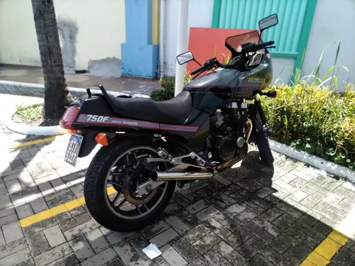 Honda CBX 750F - 1988 Placa Preta - MSCUSTOM GARAGEM