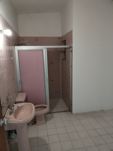 Imagen 22 de 25 de Se Vende Casa En San Bernabe