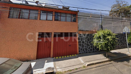 Terreno Con Construcción En Venta, Colonia La Atlántida, Coyoacán, Cdmx