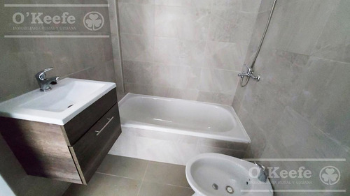 Imagen 14 de 16 de Departamento 2 Ambientes A Estrenar En Bernal. Dormit En Suite Y Toilette Amenities Cocheras Opcionales.