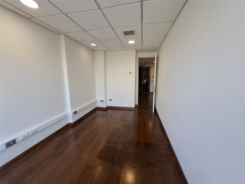 Lo Fontecilla 201, Recepción 3 Privados 2 Baños 2 Est.
