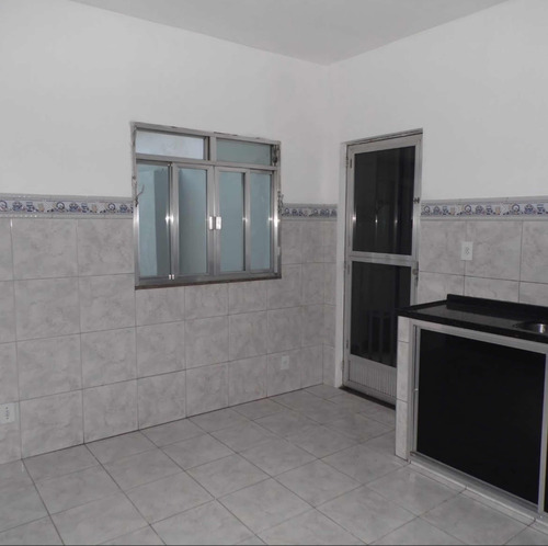 Casa A Venda Com 2 Quartos