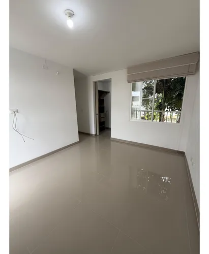 Venta Apartamento De 80mts2 En El Castillo, Jamundí, 13369-4