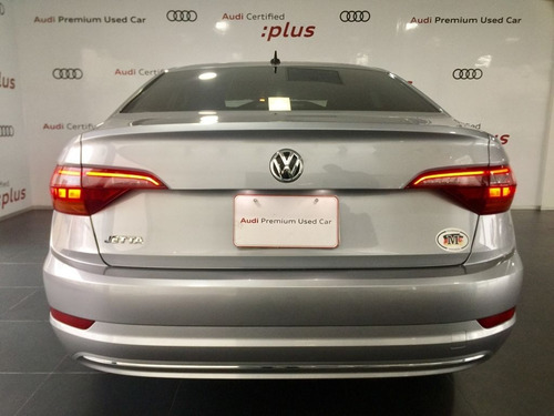 Imagen 5 de 15 de V.w. Jetta A7 Trendline 1.4tfsi 150hp 6 Vel.manual Ra16 2020