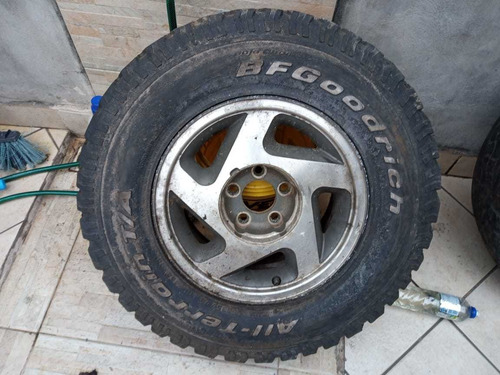 Imagem 1 de 4 de Rodas Aro 15 5 Furos